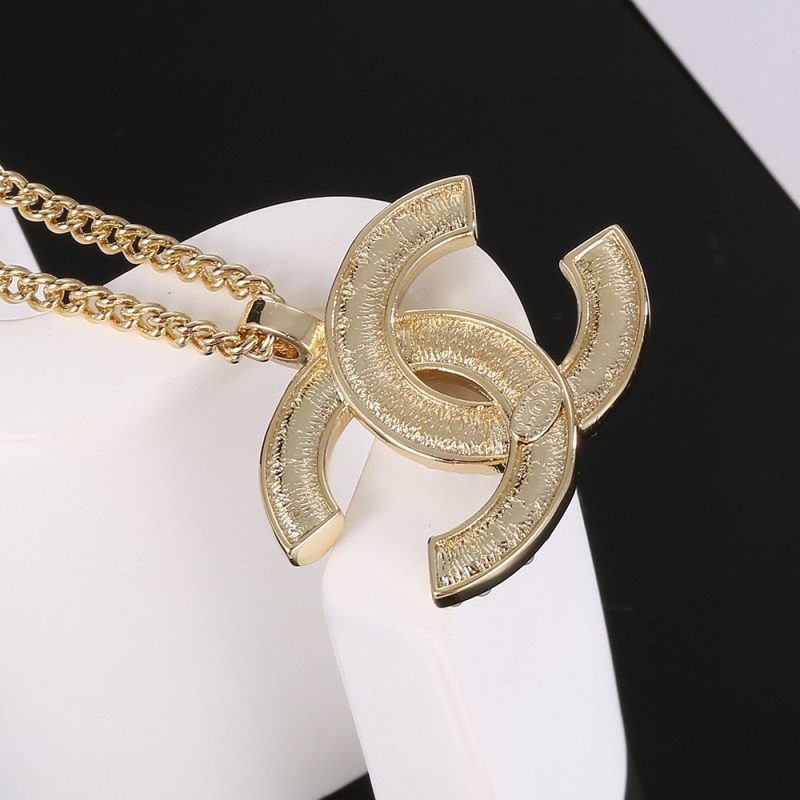 Ch**el necklaces